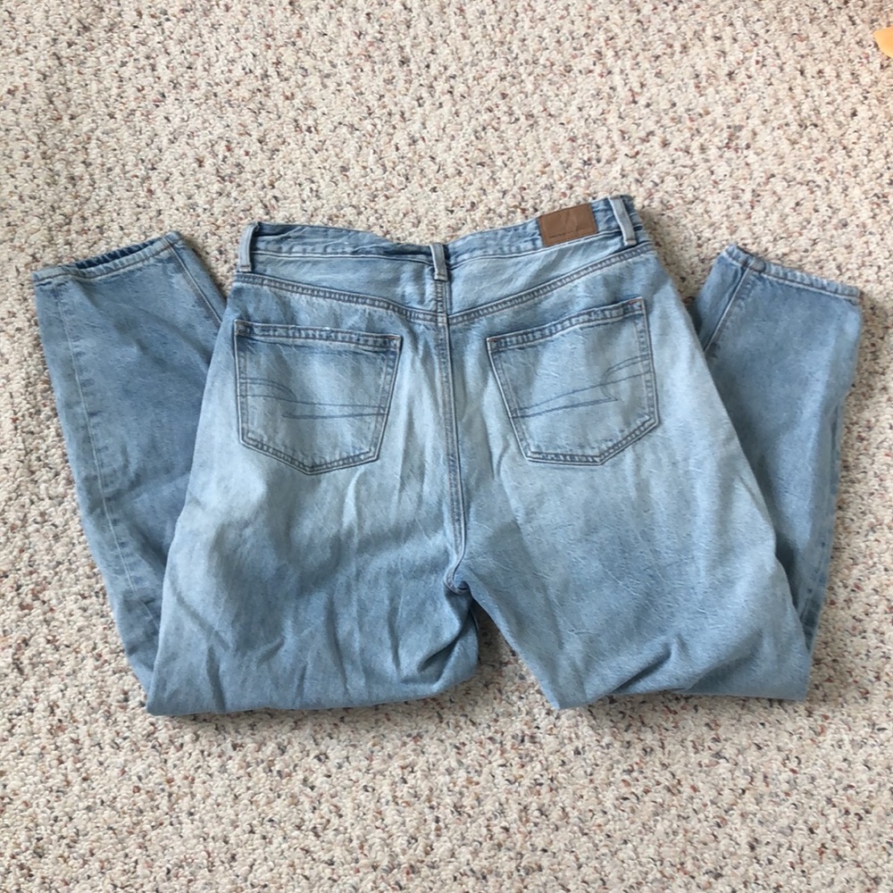 Light Wash Mom Jeans